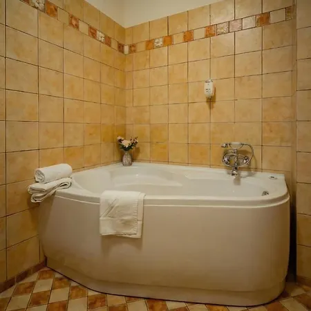 Joy Luxury With Stunning Views Apartmán Temešvár